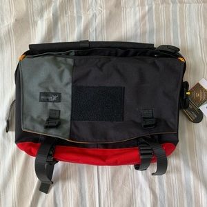 [NWT] Greenroom136 Bootstrap Pro Single Strap Pack